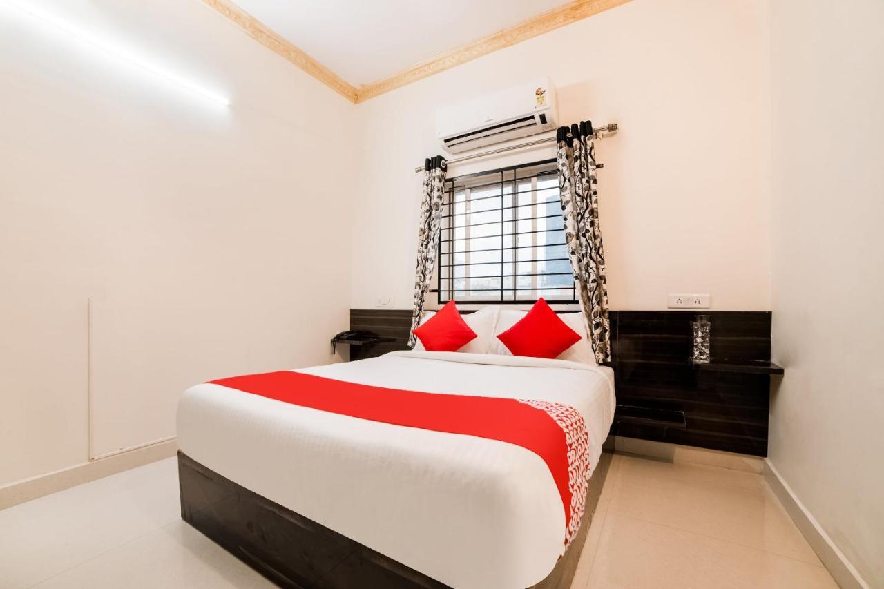 Oyo 40726 Classic Guest House Shillong Esterno foto