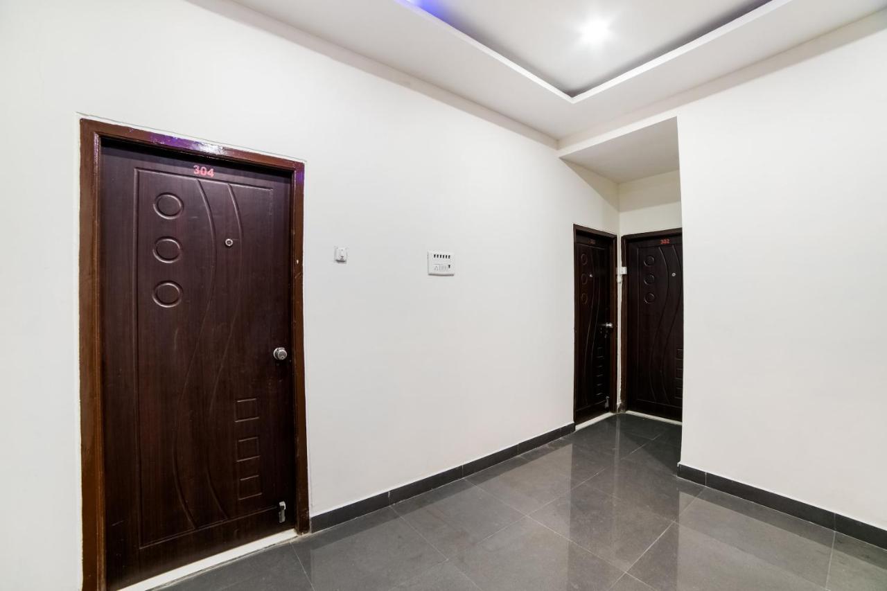 Oyo 40726 Classic Guest House Shillong Esterno foto