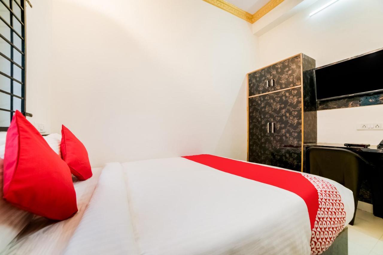 Oyo 40726 Classic Guest House Shillong Esterno foto